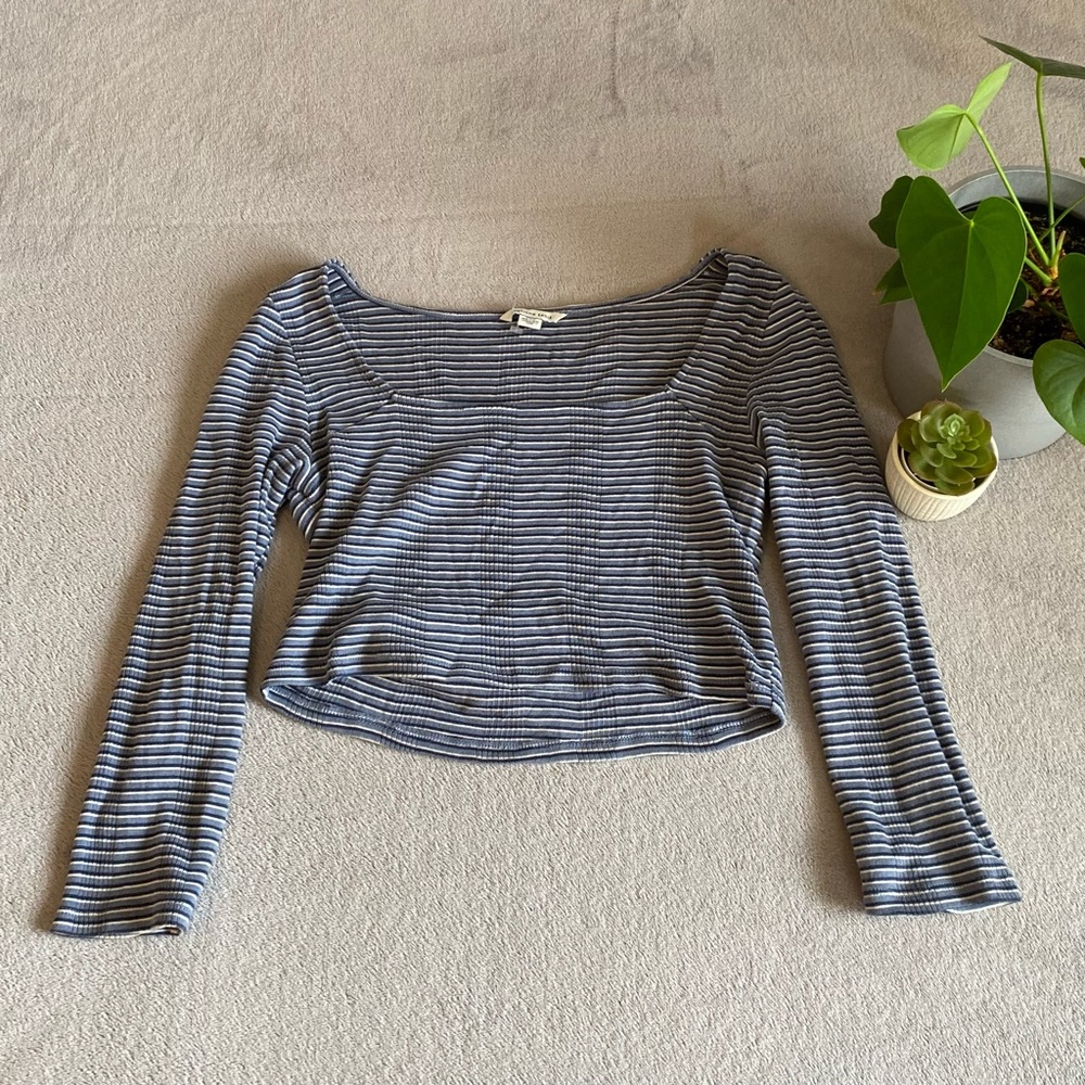 American eagle blue striped long sleeve shirt size M
